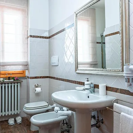Cozy In The Heart Of Chianti Apartment